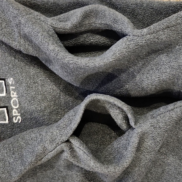 Tommy Hilfiger Sports Gray Fleece Pullover Jacket - Picture 5 of 6